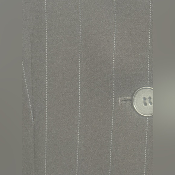 Le Suit Skirt Suit Woman's Size 6 Black Pinstriped 2-Piece Set Blazer & Skirt - Picture 6 of 15